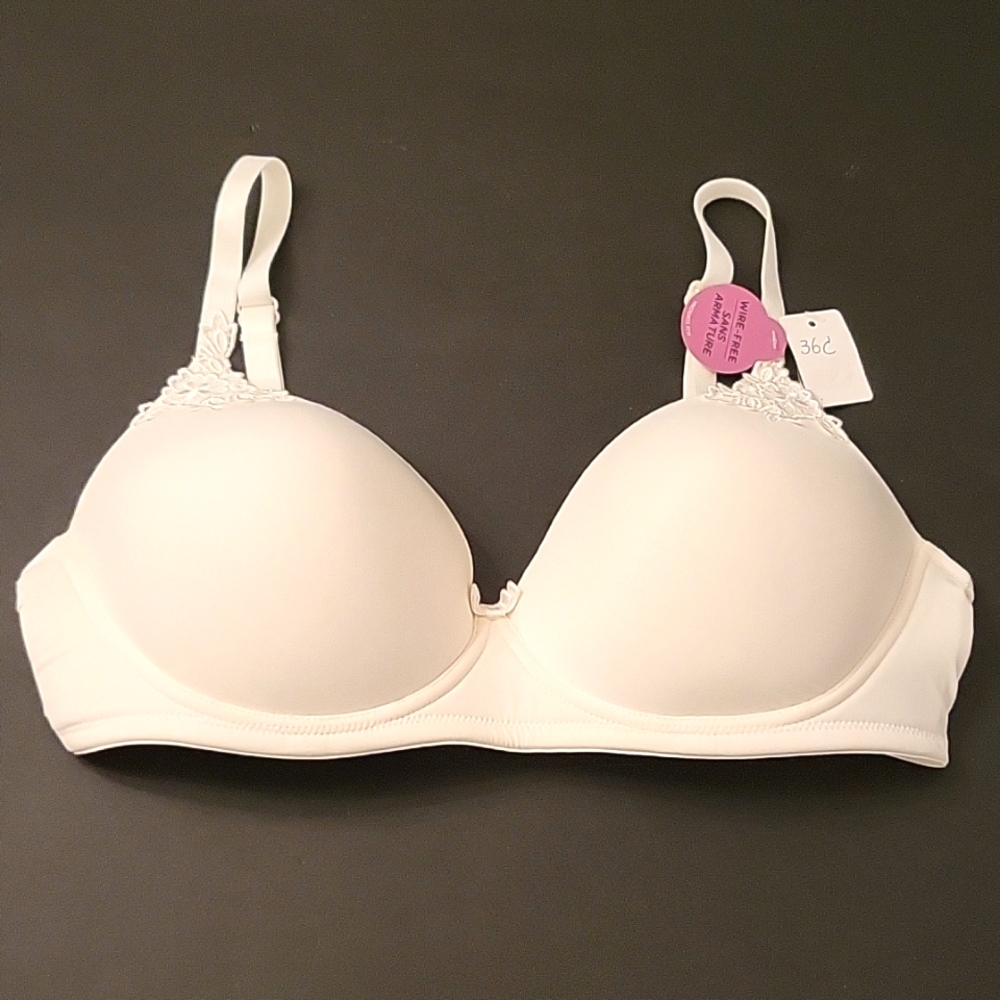 NEW Wonderbra Wire-Free Bra, Light Support, 36C